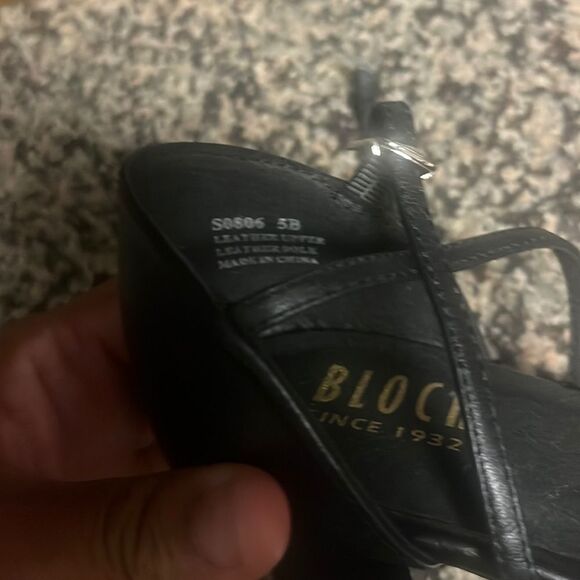 Bloch DANCE SHOES - Picture 3 of 9